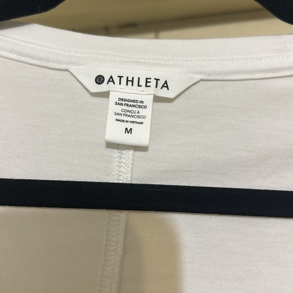 Athleta tee - Picture 2 of 4